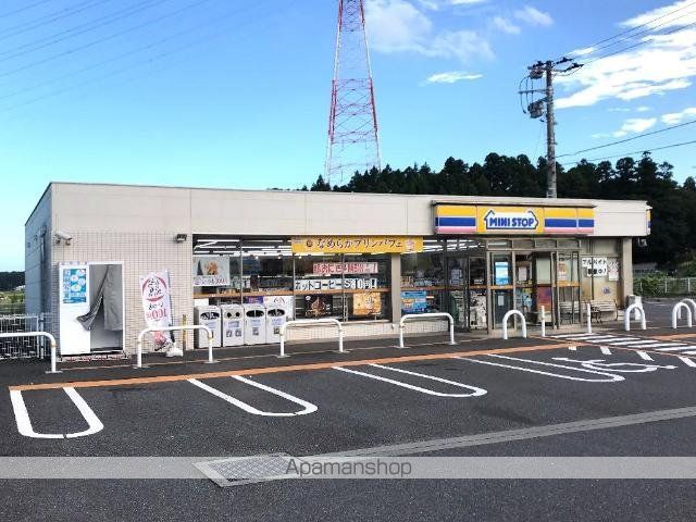 フィオリーナ・モネの周辺写真