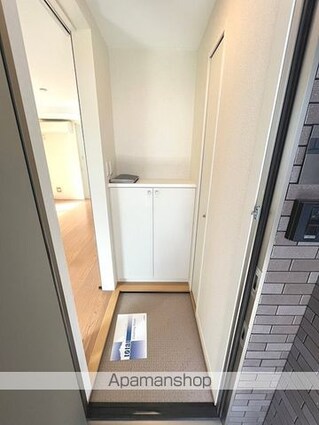 ツェルコーヴァ[1K/30m2]の玄関