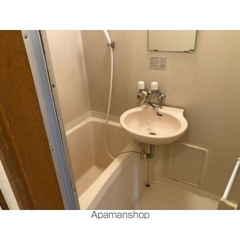 クリスタルピアCの内装写真