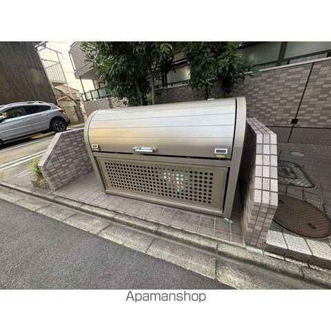 BASIC 2000の内装写真
