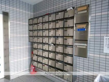 ロイヤル比治山[1R/25.2m2]の共用部2