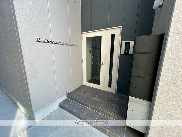 レジデンスコート森ノ宮の玄関写真