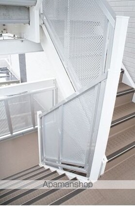 リブリ・ＯＮＯ[1K/24.63m2]のロビー1