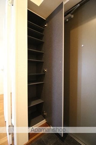 エルベ瓦町の内装写真