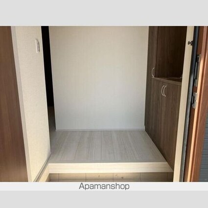 マイホームネクスト薬円台　２号棟[4LDK/102.46m2]の玄関