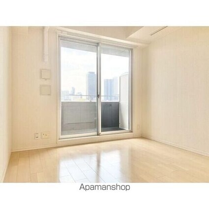 ラ・ヴィ・アン・ローズ[1R/23.17m2]のキッチン