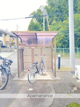 エム・エトアール　Ａ[2LDK/58m2]の共用部1