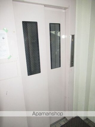 和歌山県和歌山市手平３丁目[1K/16.72m2]の共用部3