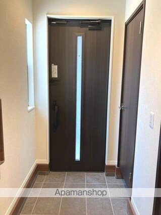 東京都世田谷区千歳台２丁目[4LDK/92.22m2]の玄関