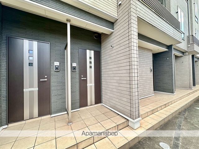 カナージュ 10の玄関写真