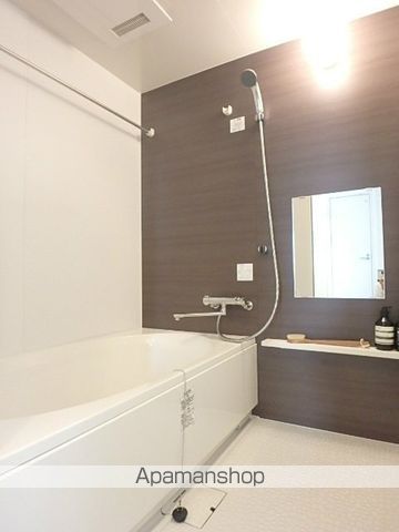 ラクレイス西新レジデンシャルタワーの内装写真
