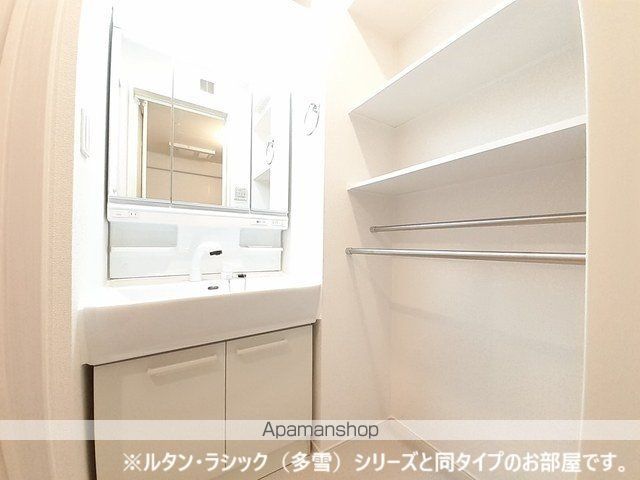 レガリア医学部前の内装写真