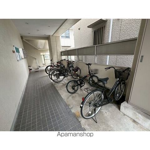 エクセル弁天の玄関写真