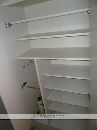 ガレリア東新宿[1K/29.75m2]の収納