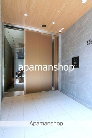 TEAL RESIDENCE BAYの玄関写真