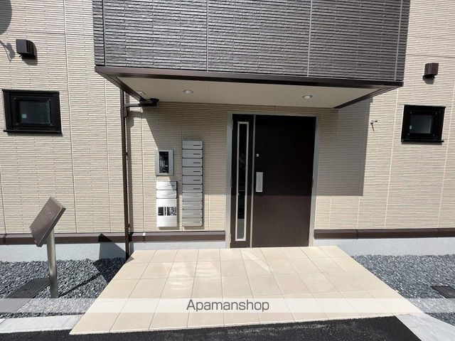 グラディートIIの玄関写真