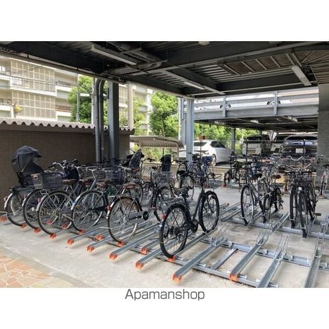 大阪市御堂筋線 新大阪駅 徒歩13分 8階建 築19年のその他写真
