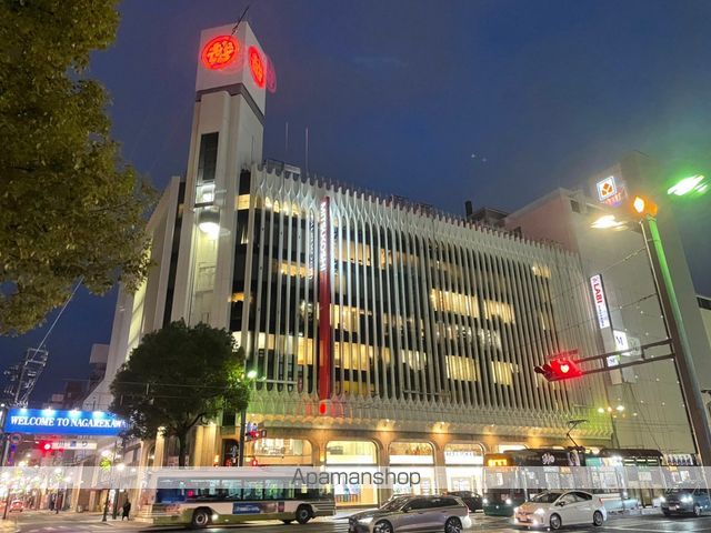 ロッコーマンション駅前通りの周辺写真