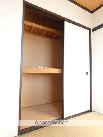 フォーブルS大坂の内装写真
