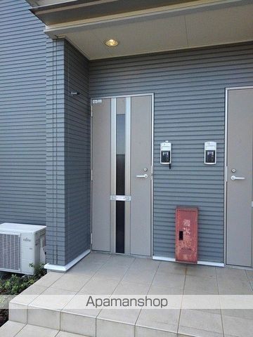 パストラル川部Aの玄関写真