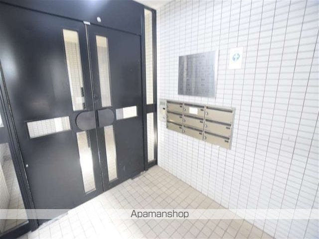 エステート中町の玄関写真