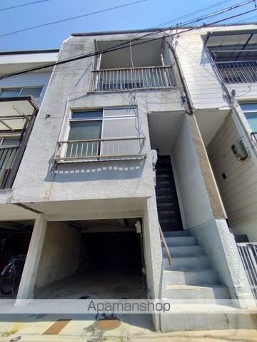 尺谷テラスハウスの外観写真