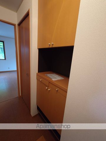 ロイヤルコートAの内装写真