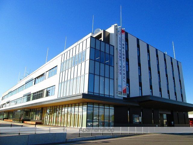 apartment 山形県米沢市花沢町１丁目1-6
花沢町の賃貸情報を見る
物件地図