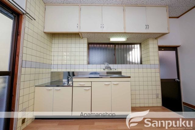 久万ノ台戸建 15の内装写真