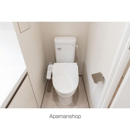 ドゥーエ横濱鶴見[1K/25.69m2]のトイレ