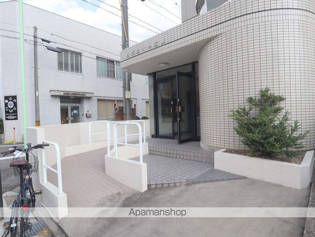 リバーエイト広路の玄関写真