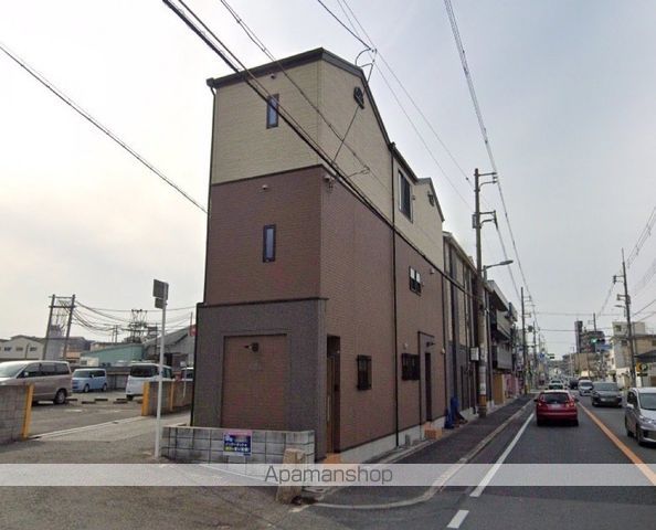 カーサイーストの外観写真
