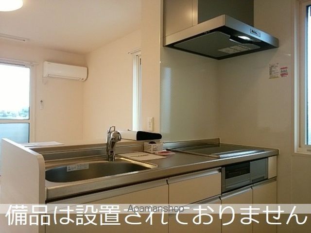 リバーサイド 駅東の内装写真