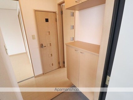 コンフォール[2LDK/50.47m2]の玄関