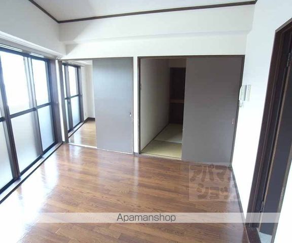 アーバン四条梅ノ宮の内装写真