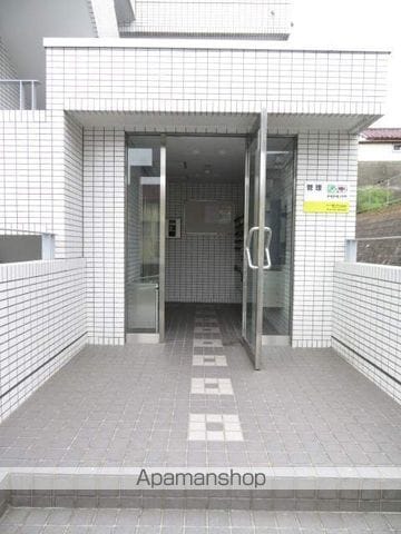 ベルシティ旭ヶ丘の玄関写真