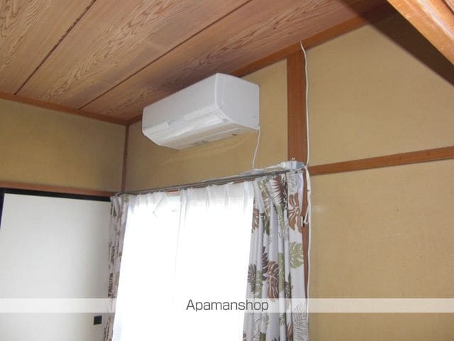 根小屋二戸建の内装写真