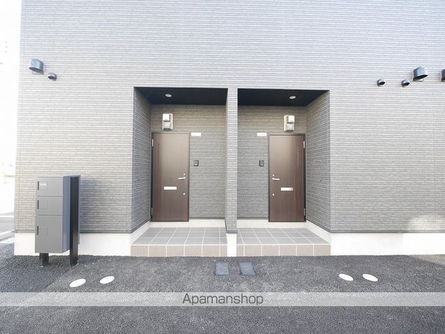 MAISON KAWAMIYAの玄関写真