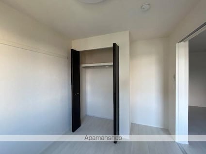 グランデージ松ヶ丘[1LDK/37.2m2]の収納