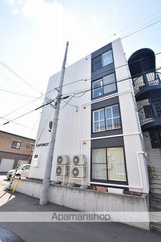 ラフォーレ40の外観写真