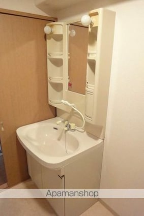 クレスト[2LDK/62.72m2]の洗面所