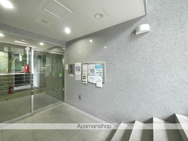 メインステージ白金高輪の玄関写真