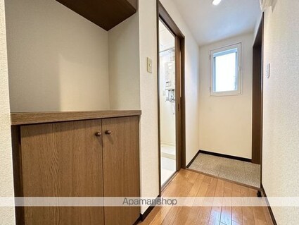 ボヌール中道参番館[1LDK/39.92m2]の玄関