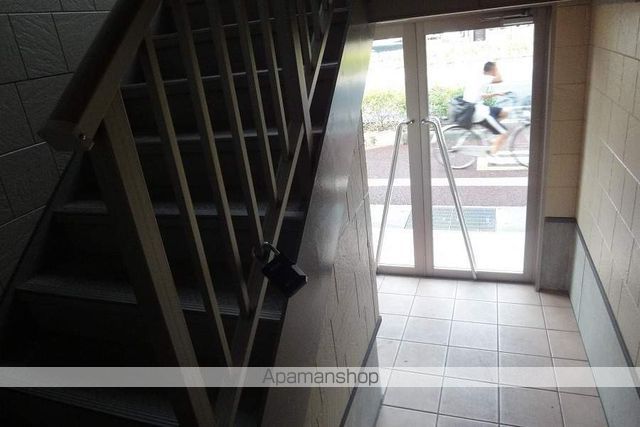 高知県高知市北竹島町[2LDK/57.11m2]のエントランス2