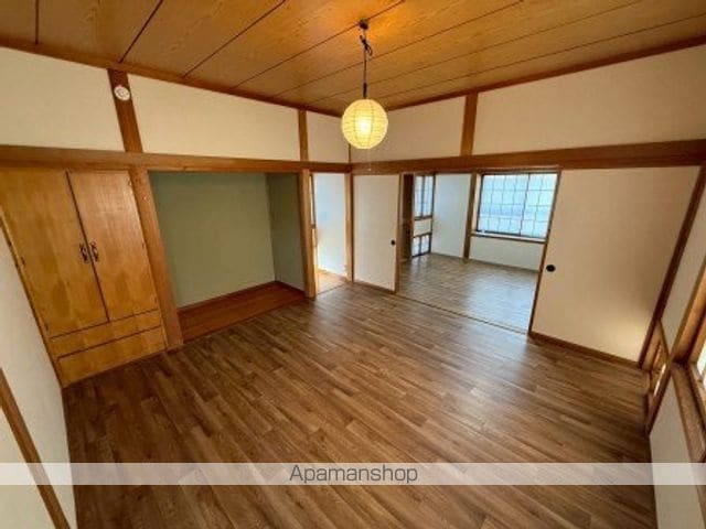 白新線 新潟駅 徒歩23分 2階建 築39年の内装写真