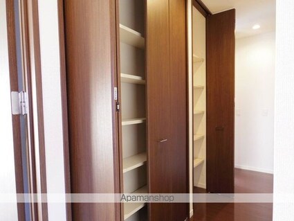 フロンティア・コンフォート研究学園[3LDK/81.93m2]の収納