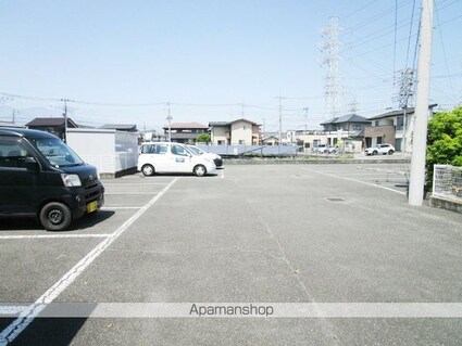 レオパレスＤｒｅａｍ[1K/23.18m2]の駐車場