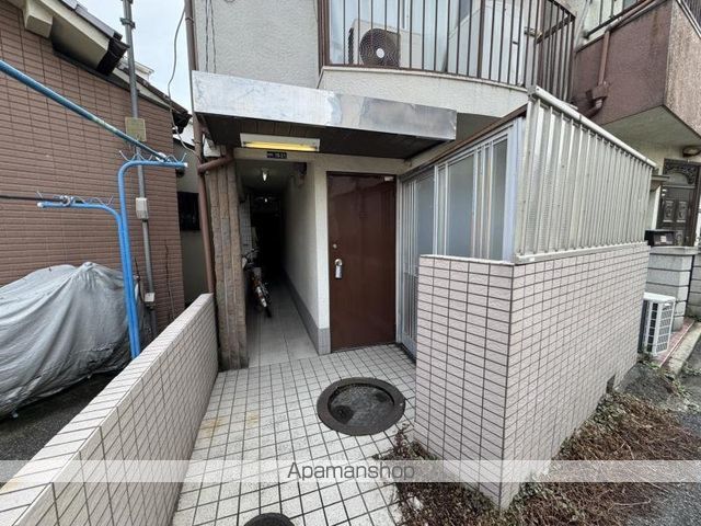 野里ハイツの玄関写真