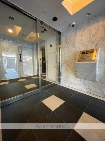 グラントゥルース中野江原町の玄関写真