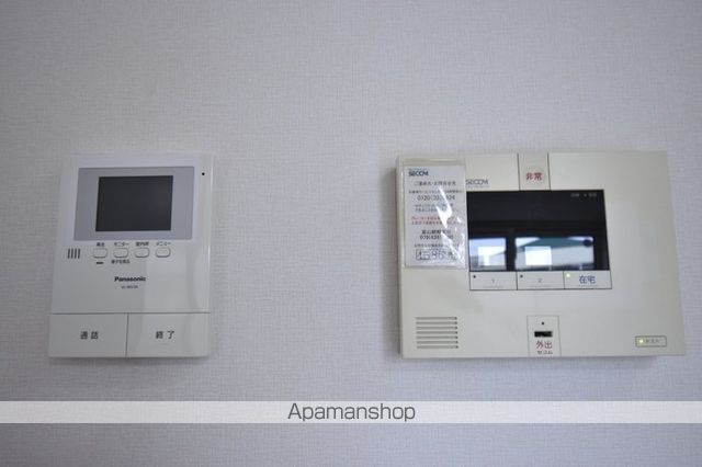 ジュネス向新庄 A棟の内装写真
